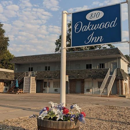 The Oakwood Inn Sterling Exterior photo